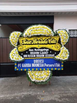 Papan Bunga Duka di Tangga Takat